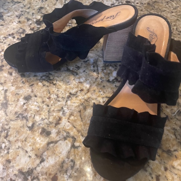 Free People Black Ruffled Velvet Sandal - Picture 3 of 9